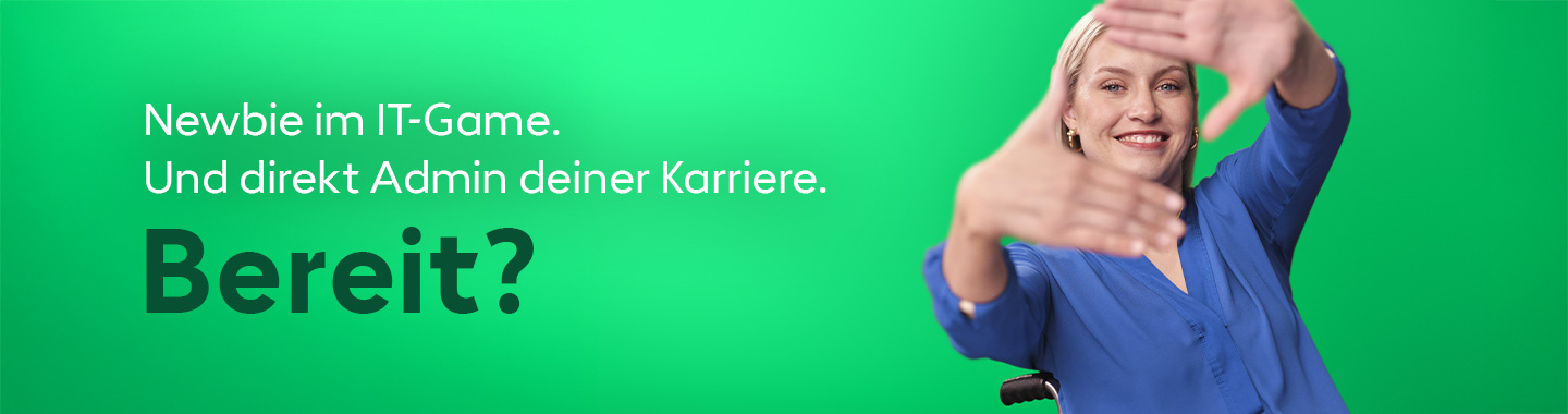 Eine junge Frau lächelt in die Kamera und streckt einladend ihre Hände aus.